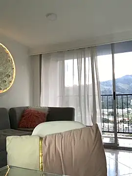 ImAlicee online show from September 19, 2025, 9:59 pm