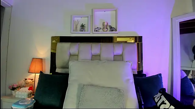 emmy r online show from March 5, 2026, 12:12 pm