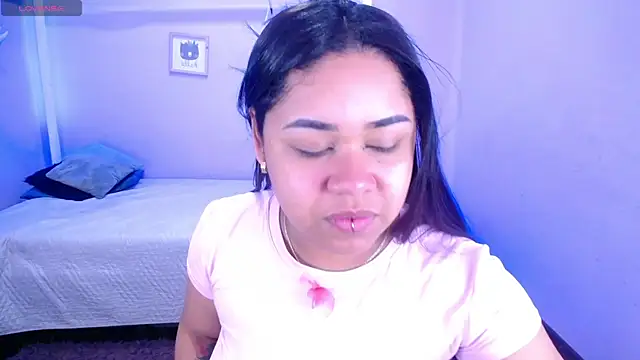 Nahom1  online show from September 20, 2025, 10:44 pm