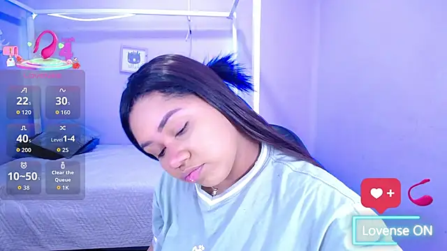 Nahom1  online show from September 22, 2025, 12:12 am