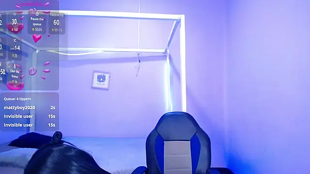 Nahom1  online show from September 27, 2025, 12:04 am