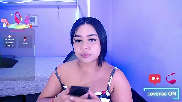 Nahom1  online show from October 9, 2025, 9:57 pm