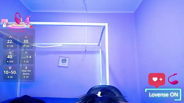 Nahom1  online show from October 11, 2025, 12:10 am