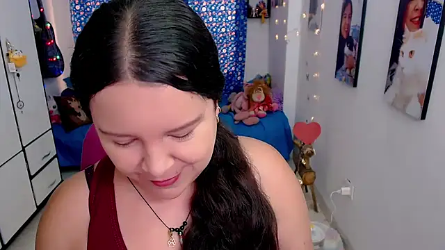 claryssa  online show from March 4, 2026, 6:47 pm