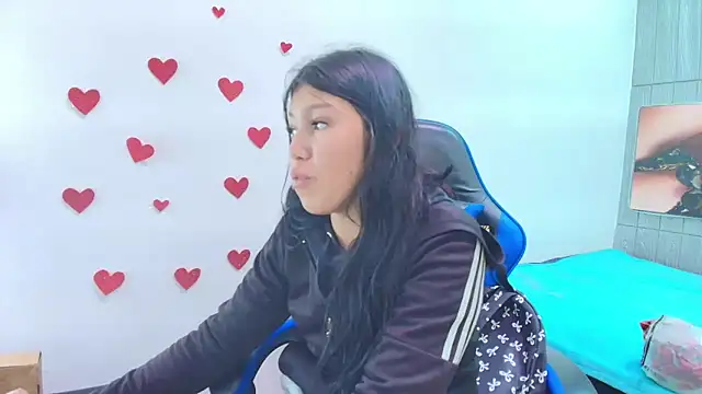 emily rosse04 online show from February 14, 2026, 12:46 pm