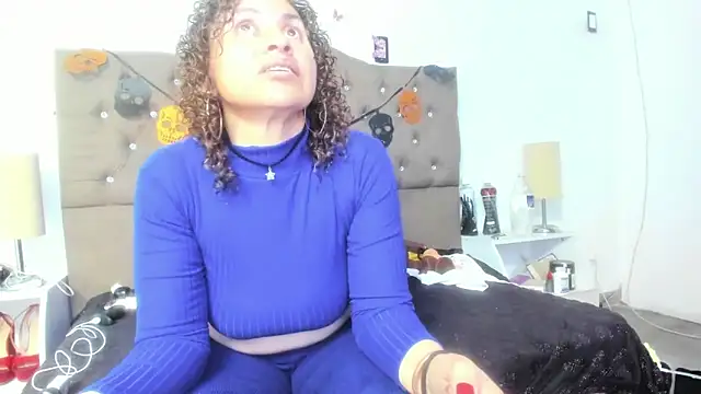 SheraHadee online show from November 3, 2025, 10:42 pm