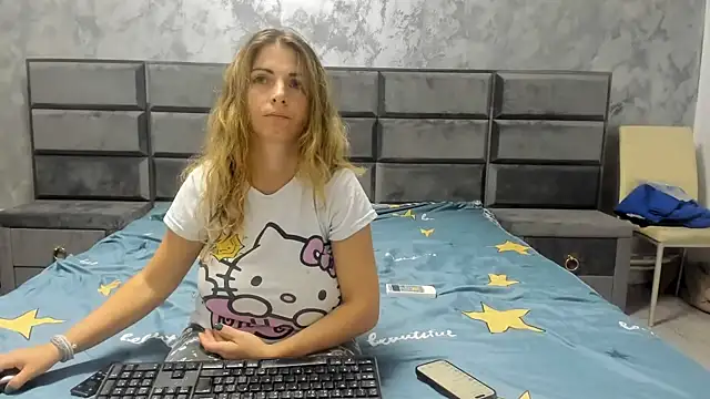 Snapshot of Hottalicia2 chatting on October 20, 2025, 7:47 pm Hottalicia2 online show from October 20, 2025, 7:47 pm