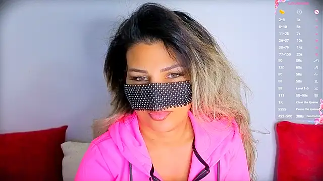 Snapshot of Turkish_Latina chatting on October 5, 2025, 7:12 pm Turkish Latina online show from October 5, 2025, 7:12 pm