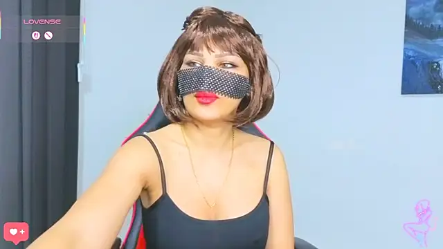 Turkish Latina online show from February 12, 2026, 10:05 pm