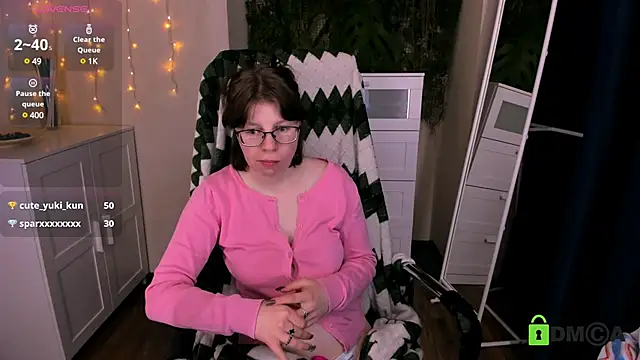 Melissa Wells online show from December 15, 2024, 2:52 am