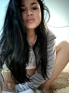 Snapshot of AlisaDoll444 chatting on September 26, 2025, 6:06 am AlisaDoll444 online show from September 26, 2025, 6:06 am