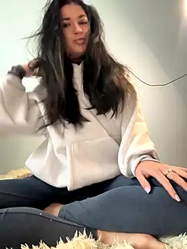 Snapshot of AlisaDoll444 chatting on September 30, 2025, 6:18 am AlisaDoll444 online show from September 30, 2025, 6:18 am