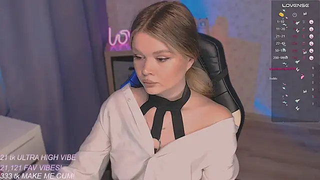 VeronaAura online show from September 30, 2025, 1:49 pm