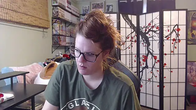 Sarahtineke online show from July 3, 2026, 7:09 pm
