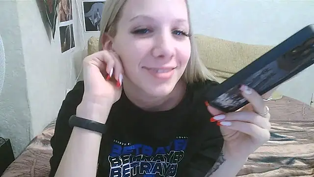 -GoldenGirl- online show from March 5, 2025, 12:33 pm