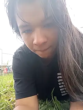 Snapshot of VivienAndClark chatting on November 9, 2025, 4:16 pm VivienAndClark online show from November 9, 2025, 4:16 pm