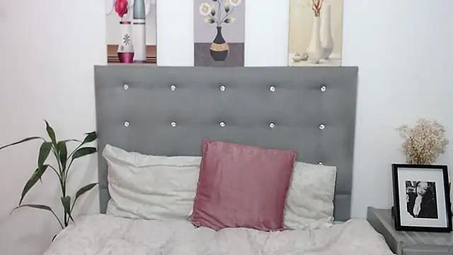 titsbiglovers online show from February 12, 2025, 11:09 pm