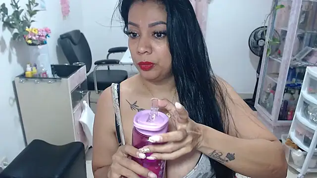 Snapshot of titsbiglovers chatting on March 29, 2026, 4:51 pm titsbiglovers online show from March 29, 2026, 4:51 pm