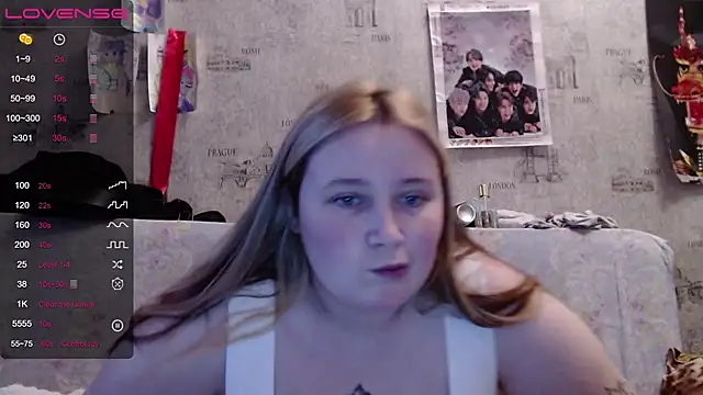 Light Luna online show from November 11, 2025, 10:04 am