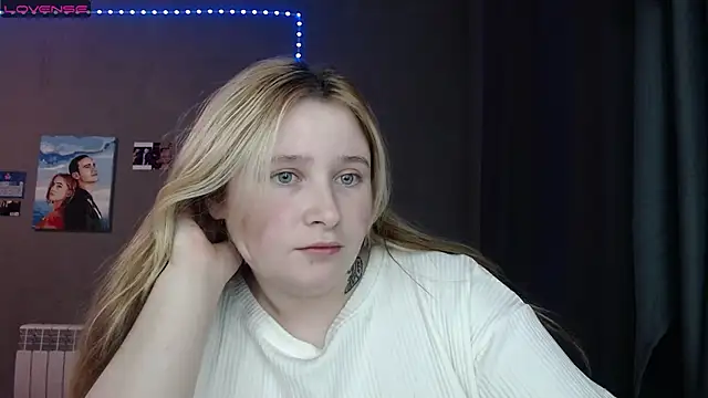 Light Luna online show from November 28, 2025, 2:09 pm