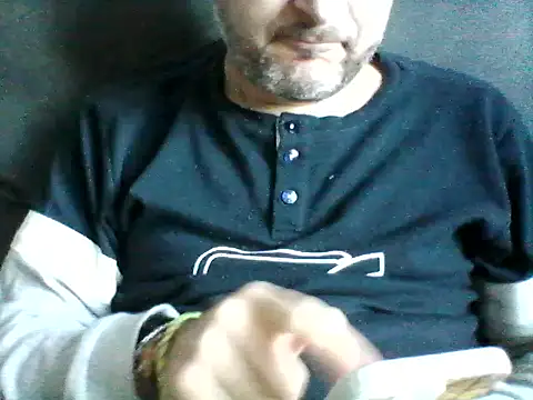 Snapshot of daky_86 chatting on October 24, 2025, 3:41 pm daky 86 online show from October 24, 2025, 3:41 pm