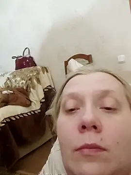 Snapshot of LeraSweet chatting on March 13, 2026, 9:54 pm LeraSweet online show from March 13, 2026, 9:54 pm