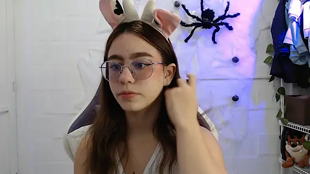 BlairVicent online show from October 14, 2025, 12:06 pm