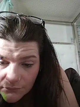 Snapshot of BeckiTooSweet chatting on November 7, 2025, 8:20 pm BeckiTooSweet online show from November 7, 2025, 8:20 pm