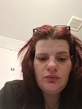 Snapshot of BeckiTooSweet chatting on May 27, 2026, 9:28 am BeckiTooSweet online show from May 27, 2026, 9:28 am