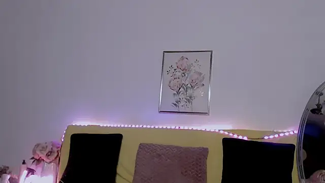 Catlady333 online show from November 27, 2025, 7:38 pm