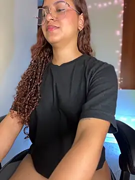 Snapshot of gretta_kler1 chatting on December 4, 2024, 4:27 pm gretta kler1 online show from December 4, 2024, 4:27 pm