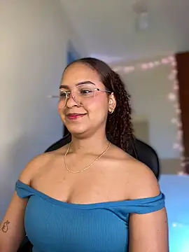 Snapshot of gretta_kler1 chatting on December 5, 2024, 1:38 pm gretta kler1 online show from December 5, 2024, 1:38 pm