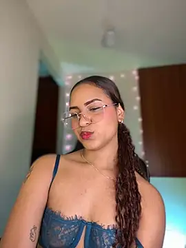 Snapshot of gretta_kler1 chatting on December 25, 2024, 2:03 am gretta kler1 online show from December 25, 2024, 2:03 am