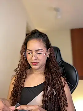 Snapshot of gretta_kler1 chatting on January 15, 2025, 1:52 pm gretta kler1 online show from January 15, 2025, 1:52 pm