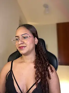 Snapshot of gretta_kler1 chatting on January 16, 2025, 5:12 pm gretta kler1 online show from January 16, 2025, 5:12 pm