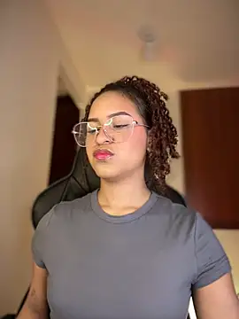 Snapshot of gretta_kler1 chatting on January 26, 2025, 3:14 pm gretta kler1 online show from January 26, 2025, 3:14 pm