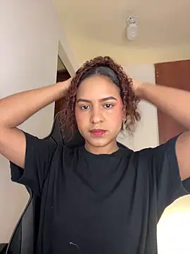 Snapshot of gretta_kler1 chatting on February 12, 2025, 1:27 pm gretta kler1 online show from February 12, 2025, 1:27 pm