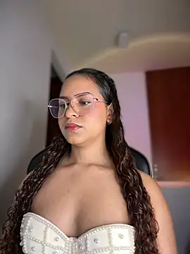 Snapshot of gretta_kler1 chatting on February 15, 2025, 1:42 am gretta kler1 online show from February 15, 2025, 1:42 am