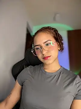 Snapshot of gretta_kler1 chatting on February 23, 2025, 4:24 pm gretta kler1 online show from February 23, 2025, 4:24 pm