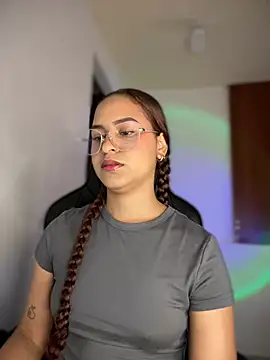 Snapshot of gretta_kler1 chatting on March 1, 2025, 2:23 pm gretta kler1 online show from March 1, 2025, 2:23 pm