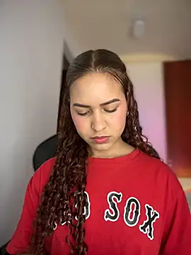 Snapshot of gretta_kler1 chatting on March 3, 2025, 2:48 pm gretta kler1 online show from March 3, 2025, 2:48 pm