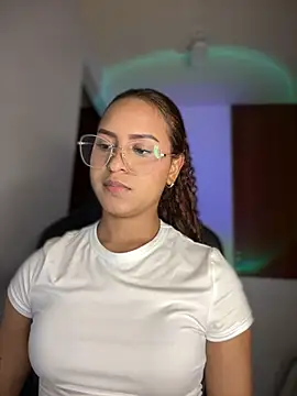 Snapshot of gretta_kler1 chatting on March 12, 2025, 2:20 am gretta kler1 online show from March 12, 2025, 2:20 am