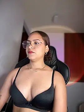 Snapshot of gretta_kler1 chatting on March 14, 2025, 2:10 am gretta kler1 online show from March 14, 2025, 2:10 am