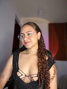 Snapshot of gretta_kler1 chatting on March 19, 2025, 2:35 pm gretta kler1 online show from March 19, 2025, 2:35 pm