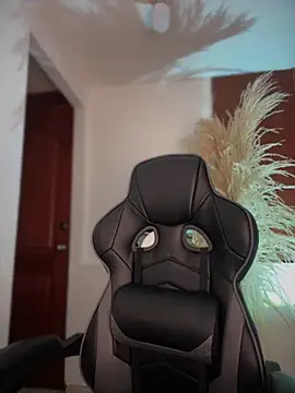 Snapshot of gretta_kler1 chatting on October 10, 2025, 11:31 am gretta kler1 online show from October 10, 2025, 11:31 am