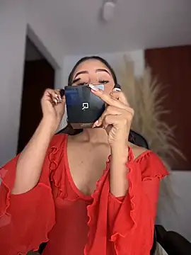 Snapshot of gretta_kler1 chatting on October 26, 2025, 10:21 am gretta kler1 online show from October 26, 2025, 10:21 am