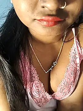 FANTASY QUEEN 07 online show from February 6, 2025, 5:09 pm