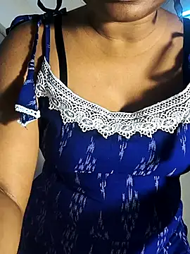 FANTASY QUEEN 07 online show from May 8, 2026, 2:28 am