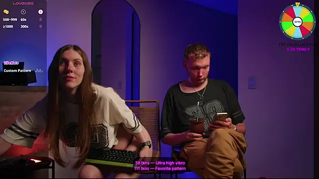 Snapshot of VunderSEX chatting on September 19, 2025, 7:14 pm VunderSEX online show from September 19, 2025, 7:14 pm