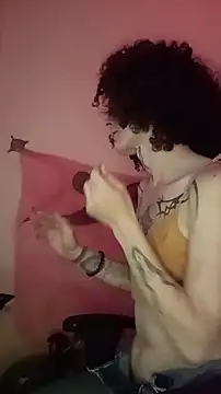 Snapshot of SuccubusTatuada chatting on September 17, 2025, 8:54 pm SuccubusTatuada online show from September 17, 2025, 8:54 pm